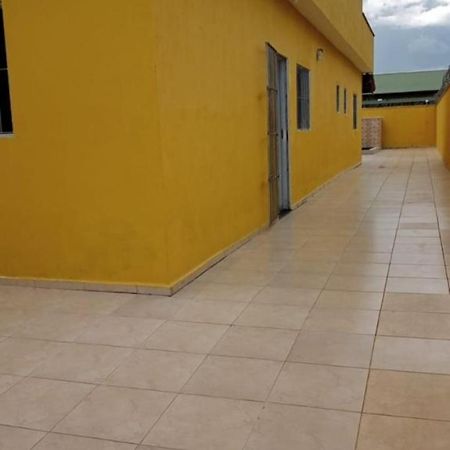 Casa Na Praia Com Piscina Em Itanhaem Ngoại thất bức ảnh